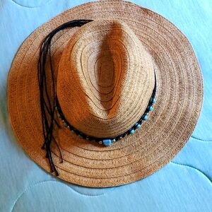 Wonderly Straw Beach Hat